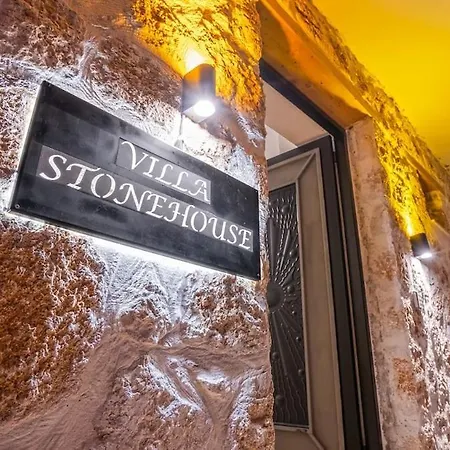 Stonhouse 2 * Kaş